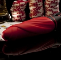 Вибратор Ярко-красный вибратор roulette edition all on red en-eu-0002-04-2
